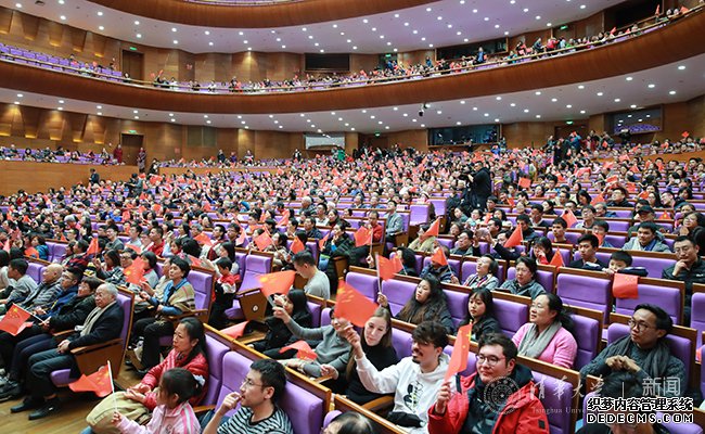 【组图】《黄河大合唱》在新清华学堂再次唱响